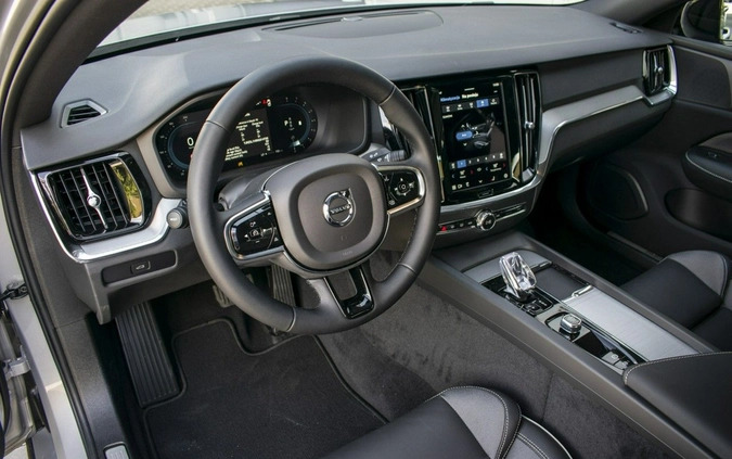 Volvo S60 cena 231600 przebieg: 5, rok produkcji 2024 z Sławków małe 254
